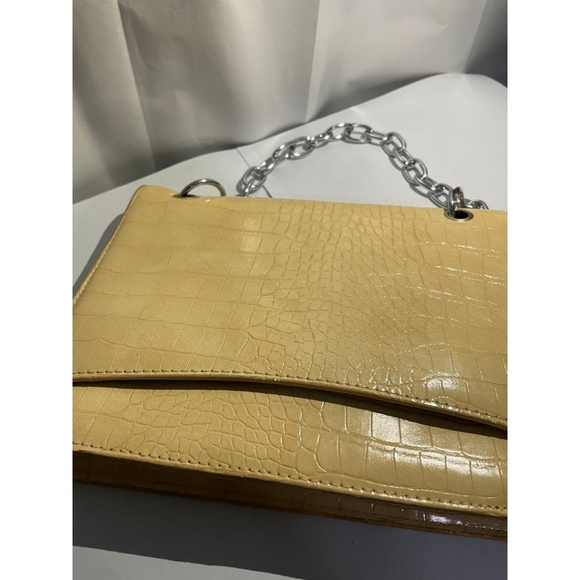Elegant Yellow handbag - Picture 3 of 4